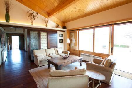 Guils de CerdañaImpresionant Xalet La Roca Foradaアパートメント エクステリア 写真