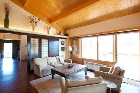 Guils de CerdañaImpresionant Xalet La Roca Foradaアパートメント エクステリア 写真